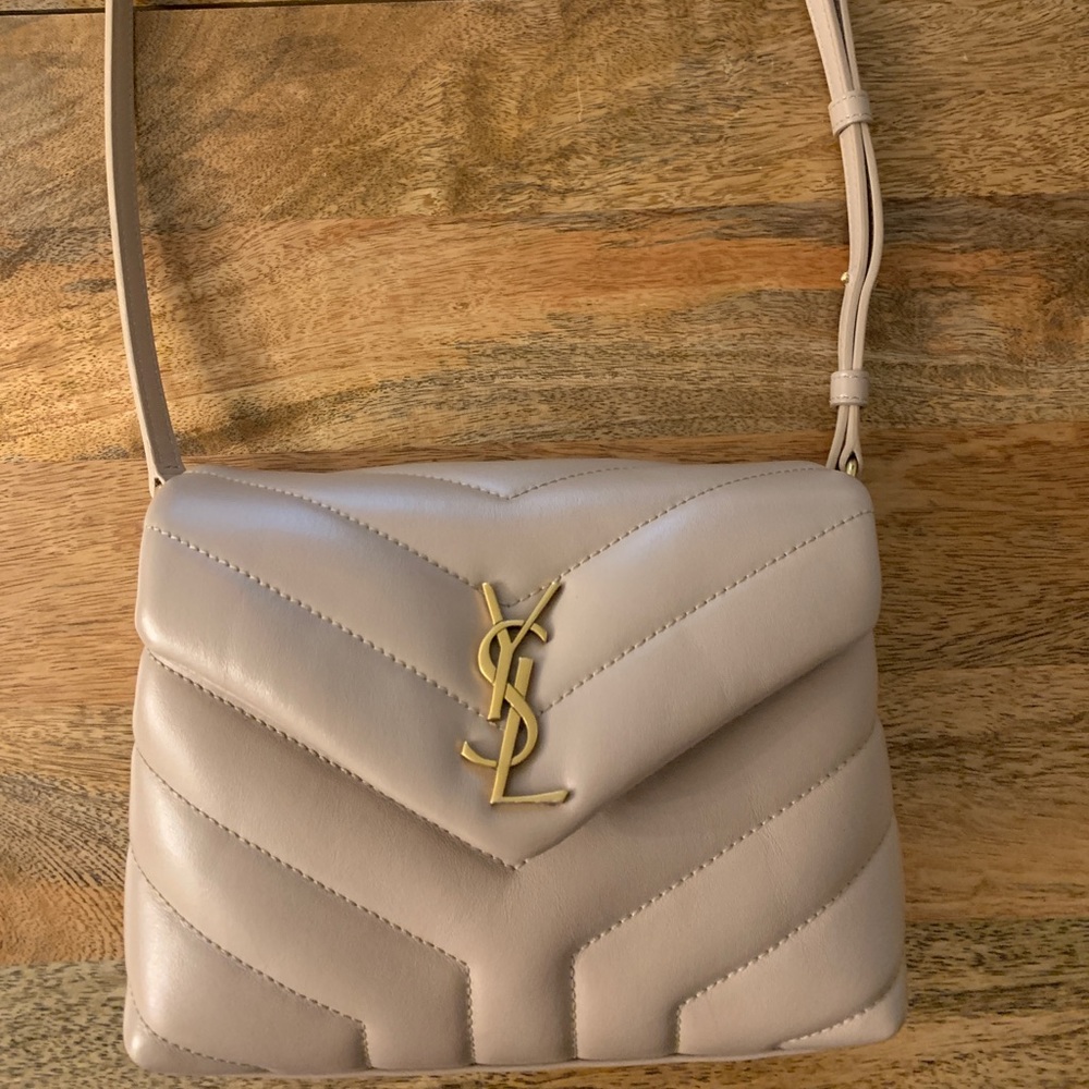 100% authentic YSL toy lou lou Handbag